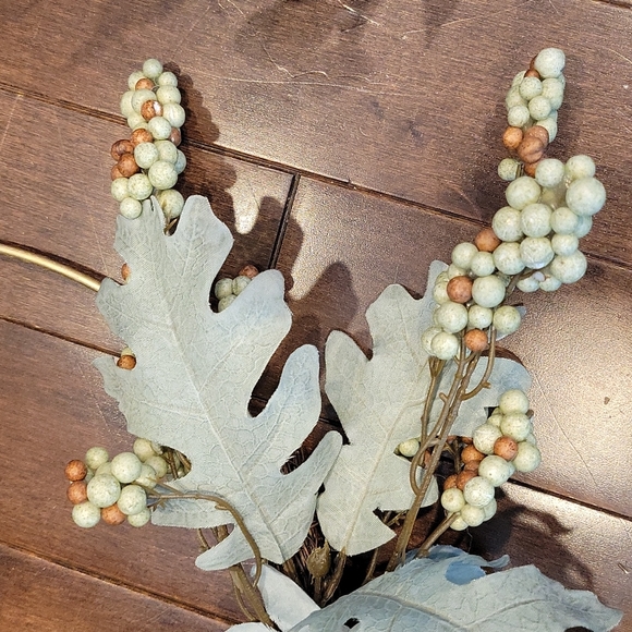 Set of  Gold Ring Front Door, Hallway or Wall Wreath Décor 16" - Picture 8 of 9